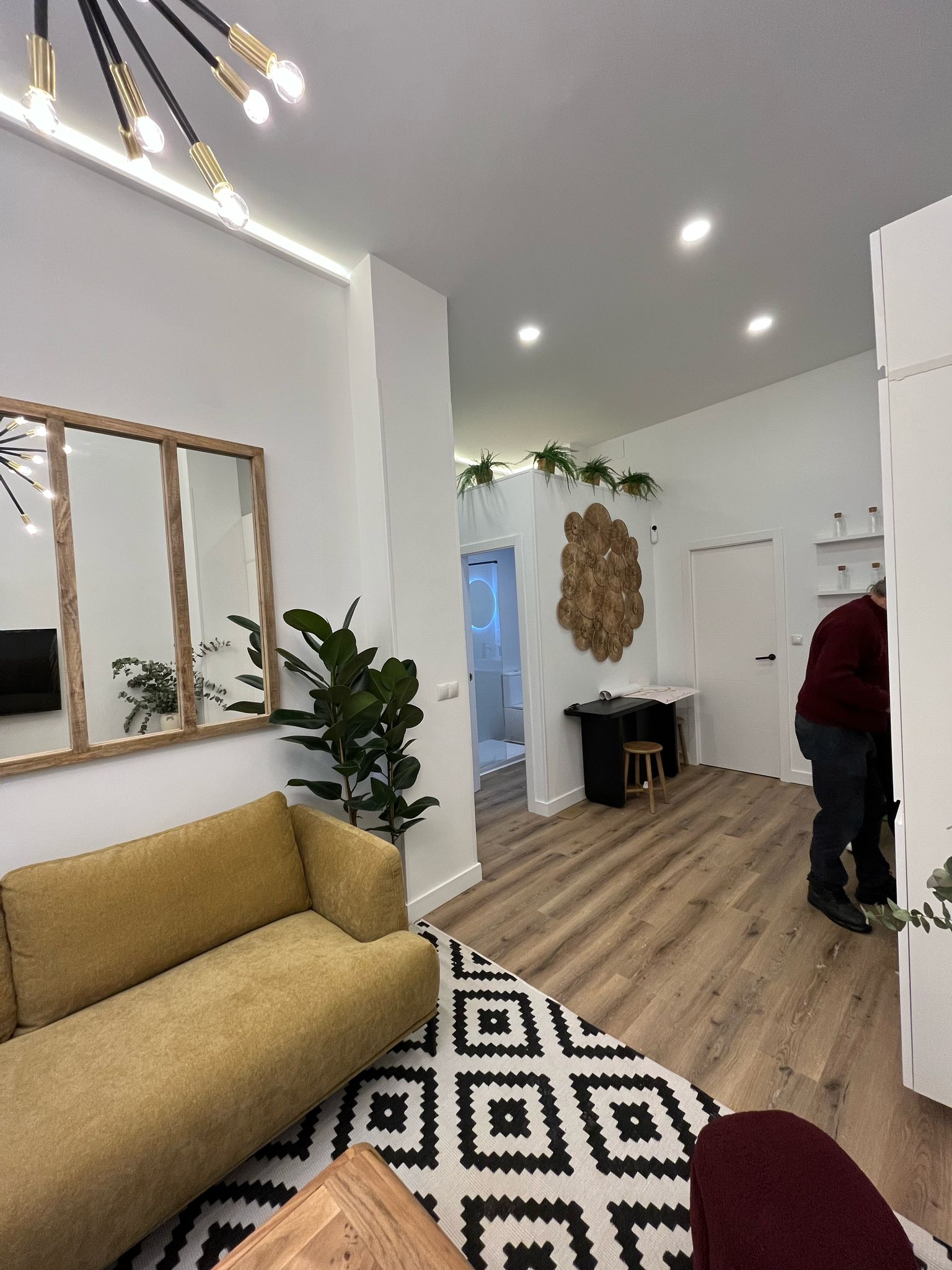 WhatsApp Image 2025-02-26 at 16.27.28